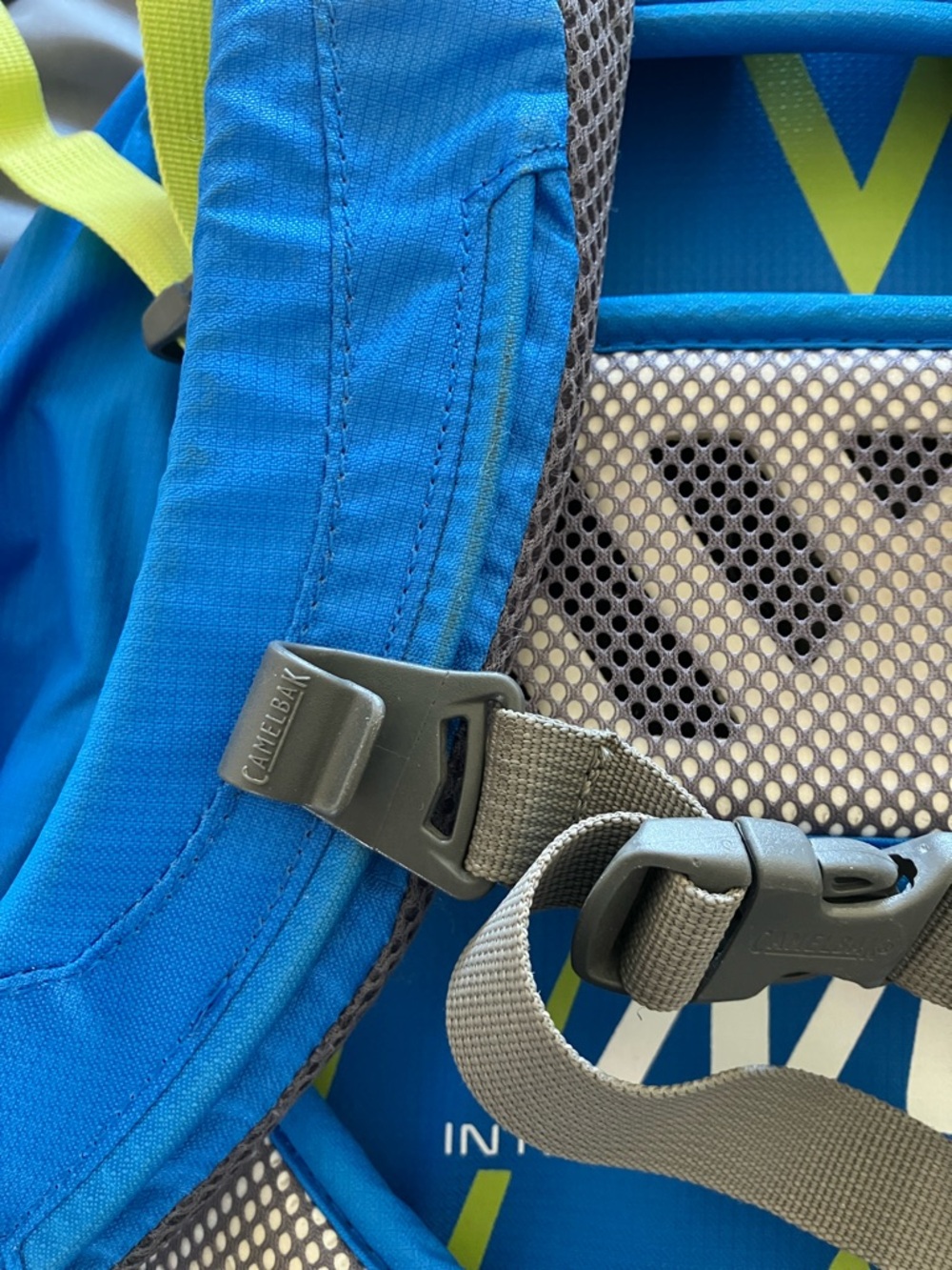 CamelBak Fourteener 20 Daypack Backpack - Picture 15 of 15